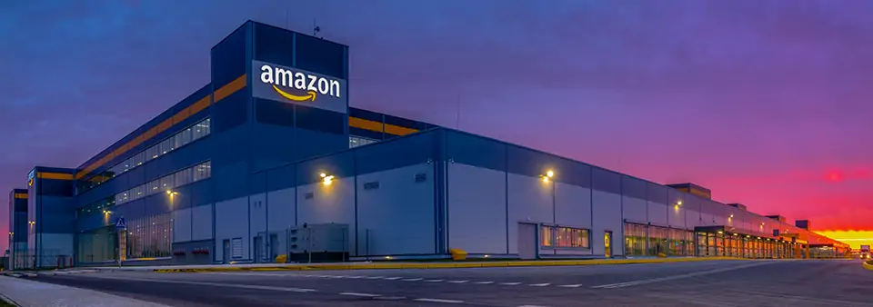 Amazon investiert enorm in Forschung und Robotik - Foto: Mike Mareen|shutterstock