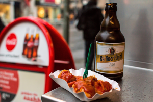 Die Berliner Currywurst – @shutterstock | RusskyMaverick